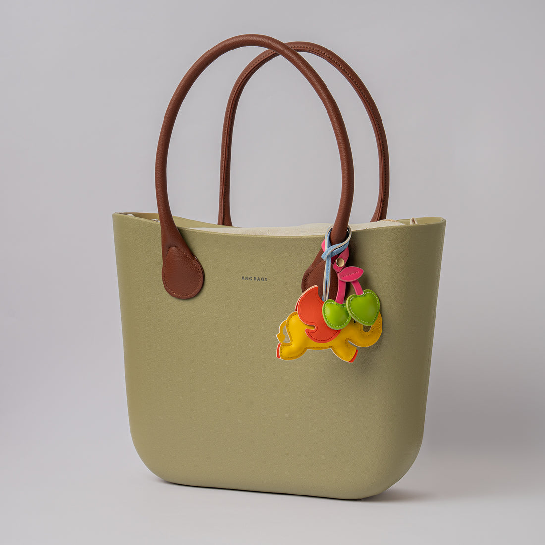 CLASSIC BAG GRANDE WASABI LUCIA