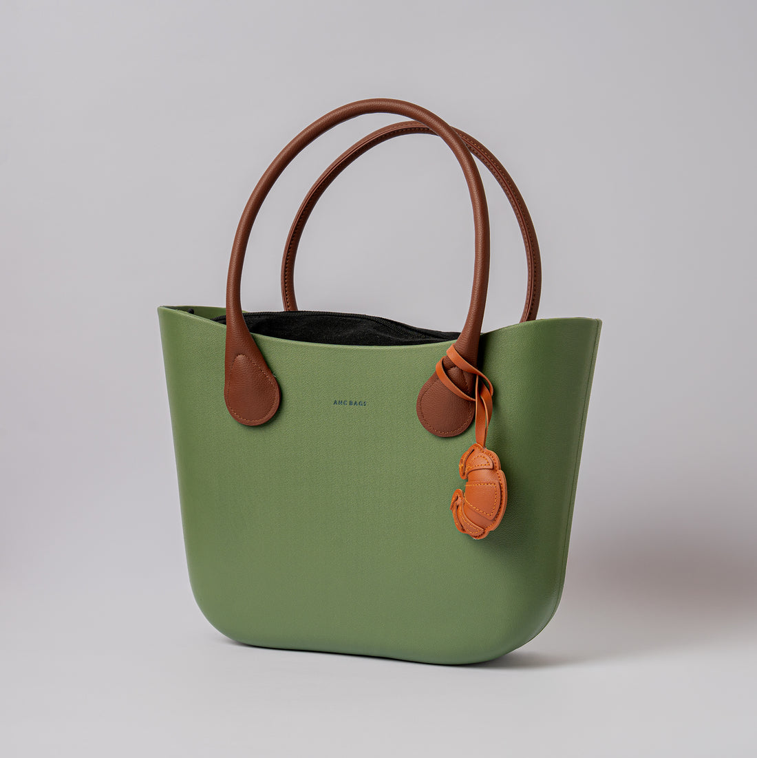CLASSIC BAG GRANDE OLIVA LUCIA